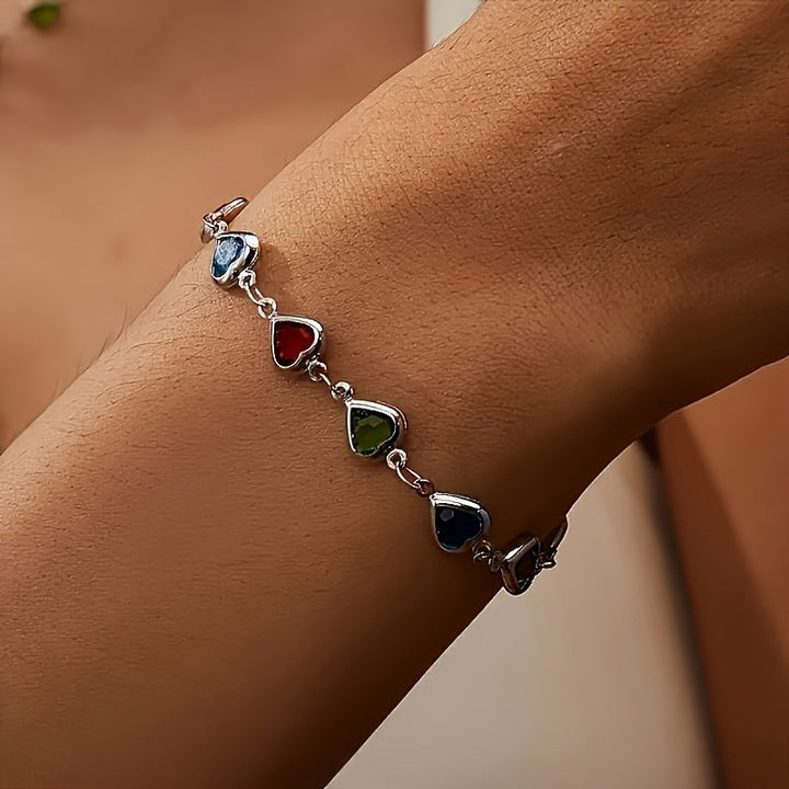 HEART-SHAPED GOLD BRACELET